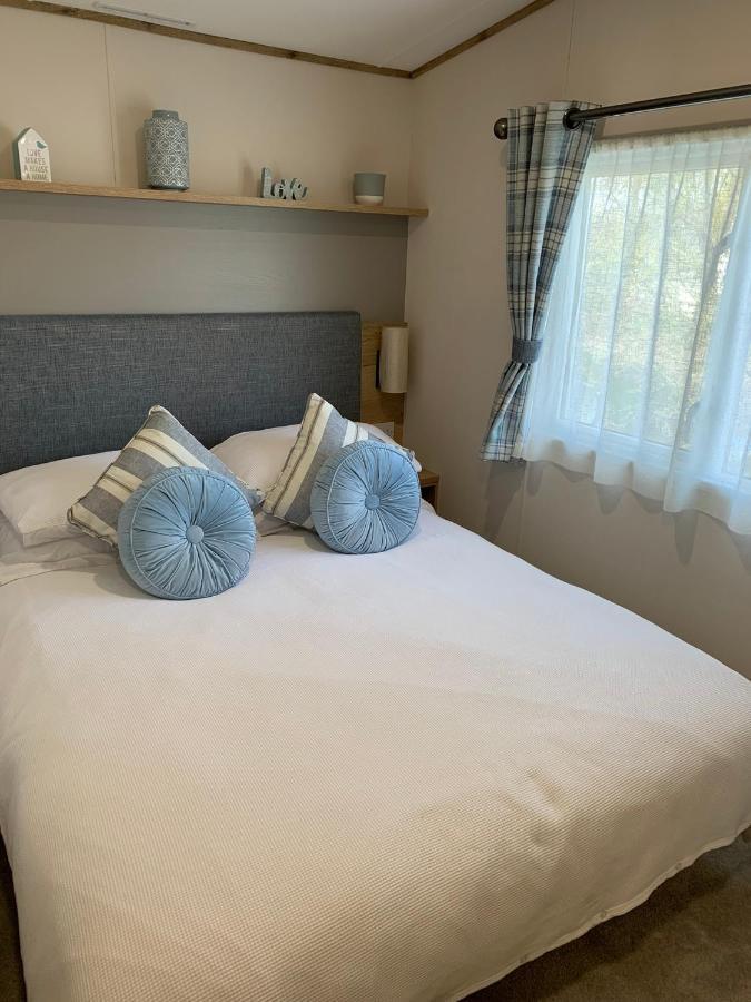 Апартаменты Meadows 3 New Beach Holiday Park Димчерч Экстерьер фото