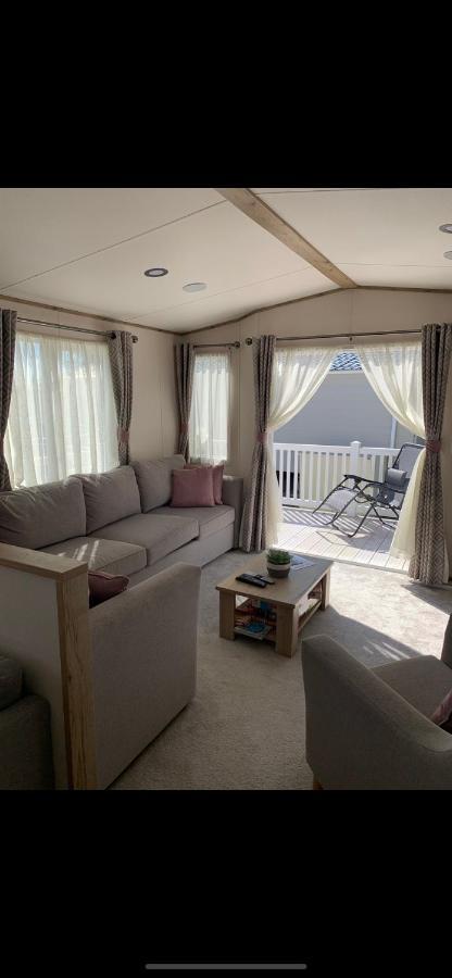 Апартаменты Meadows 3 New Beach Holiday Park Димчерч Экстерьер фото